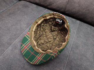 Gorra De Paula Lana Cuadros Verde y Rojo