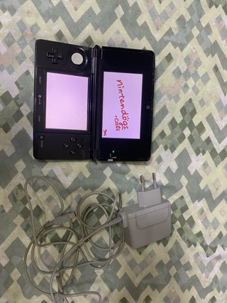 Nintendo 3DS Nero + Nintendogs + Caricabatterie