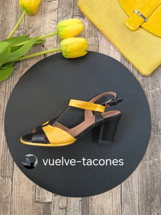 Sandalias de piel negras y amarillas * AUDLEY * 37