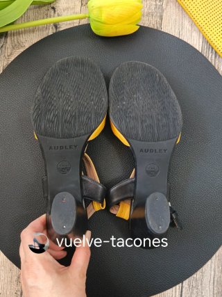 Sandalias de piel negras y amarillas * AUDLEY * 37