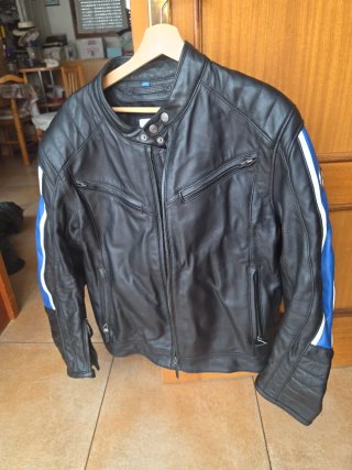 Chaqueta BMW Clásica Negra