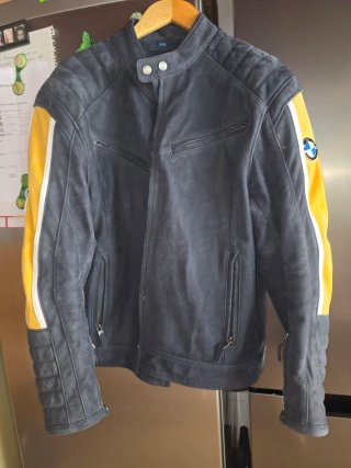 Cazadora BMW Negra y Amarilla