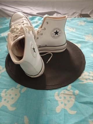 Zapatillas altas blancas