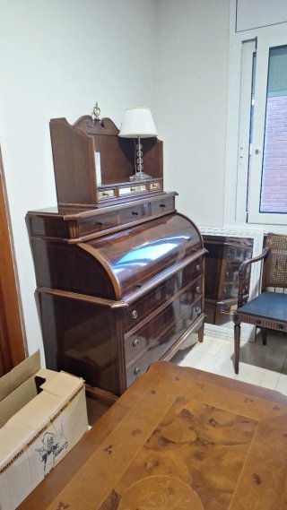 Scrivania in legno stile bureau