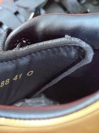 Alexander McQueen Doradas y Negras