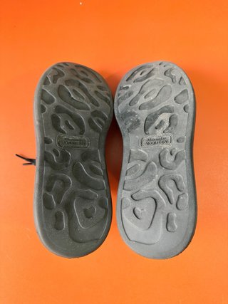 Alexander McQueen Doradas y Negras