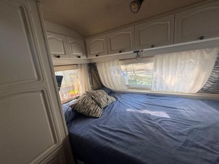 Caravana y complementos
