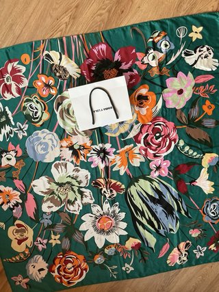Pañuelo Bimba y Lola estampado floral