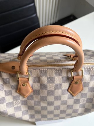 Louis Vuitton Speedy 30