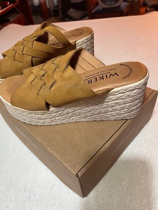 Sandalias Wike Cuña Beige/Marrón Talla 37