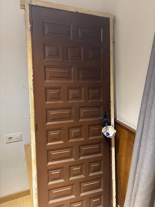 2 Puertas Madera Marrón