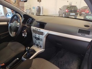 Opel Astra 2008