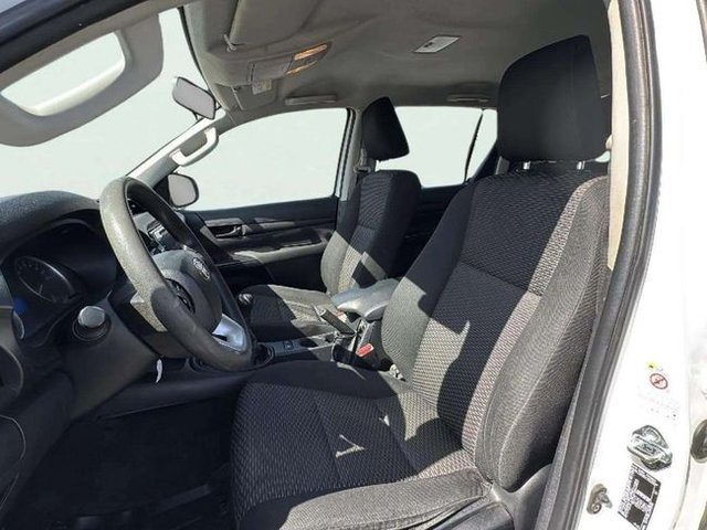 Toyota Hilux 2.4 D-4D Cabina Doble GX
