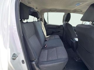 Toyota Hilux 2.4 D-4D Cabina Doble GX