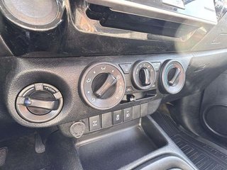 Toyota Hilux 2.4 D-4D Cabina Doble GX