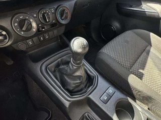 Toyota Hilux 2.4 D-4D Cabina Doble GX