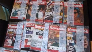 Revistas Newsweek año 2000 precintadas