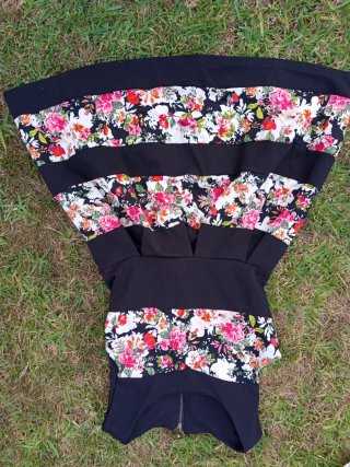 Vestido Talla S Negro y Multicolor