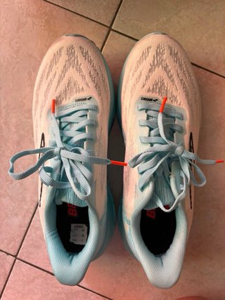 Brooks Launch 11 nuove donna