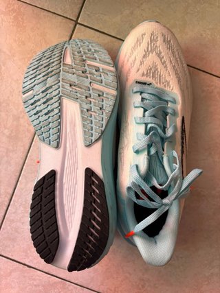 Brooks Launch 11 nuove donna