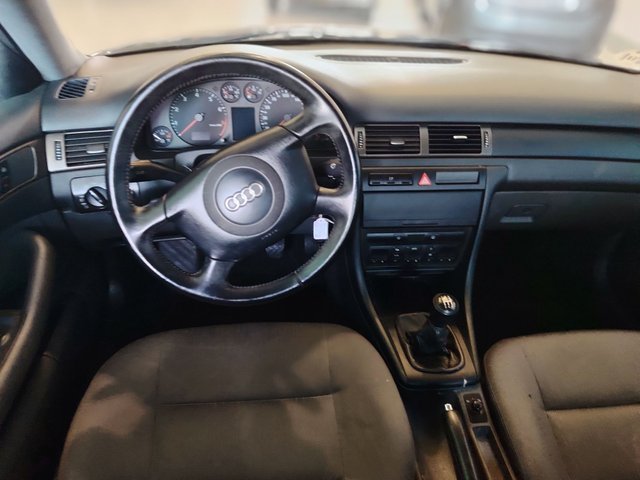 Audi A6 2001