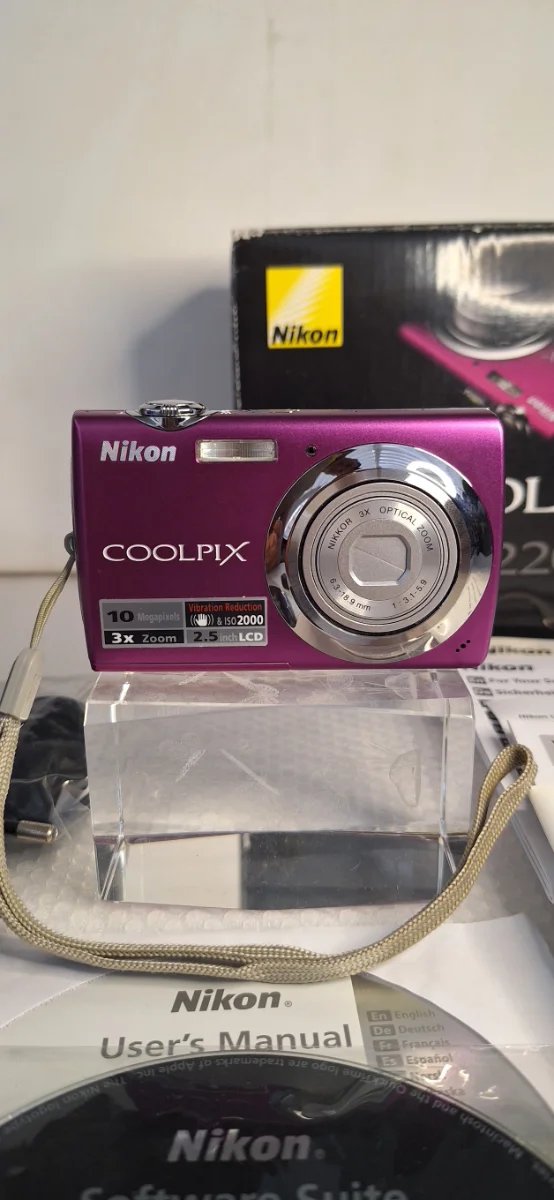 Cámara Digital Nikon Coolpix S220 Rosa/Plata