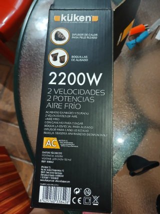Secador de pelo KukEn 2200W Ionic Negro/Dorado