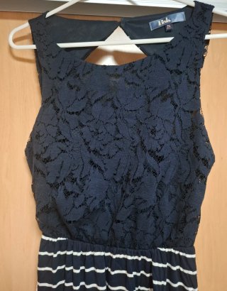 Vestido Bershka rayas encaje azul talla S