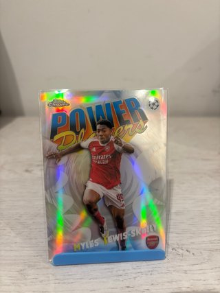 Topps Chrome Power Players Valverde y Lewis-Skelly