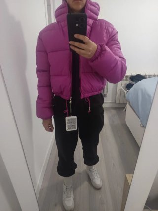 Chaqueta plumífera rosa MINORITY
