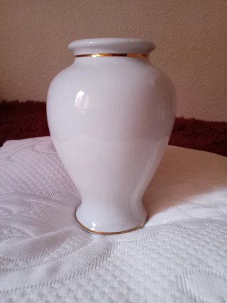 JARRÓN CERÁMICA DORADO Y BLANCO
