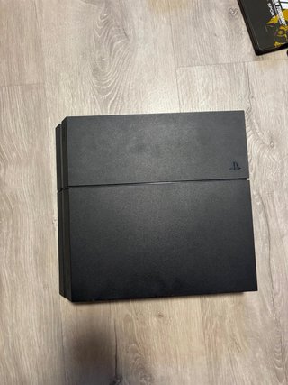 PLAYSTATION 4 + 6 JUEGOS + 2 MANDOS +SOPORTE CARGA