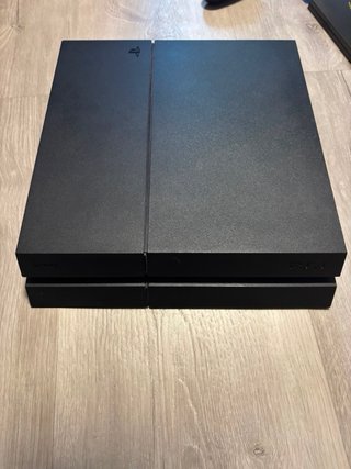 PLAYSTATION 4 + 6 JUEGOS + 2 MANDOS +SOPORTE CARGA