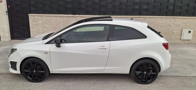 SEAT Ibiza 2011 - foto 1
