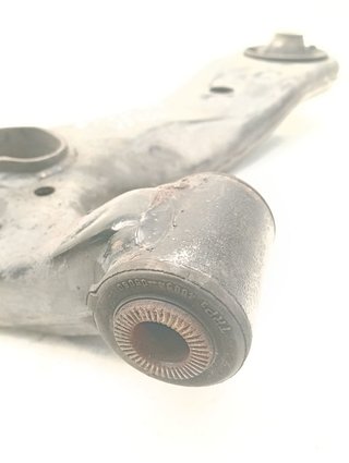 BRAZO SUSPENSION DELANTERO DERECHO TOYOTA VERSO (