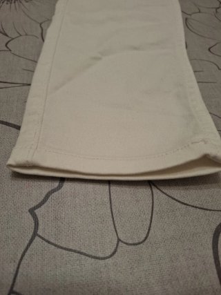Pantalones blancos