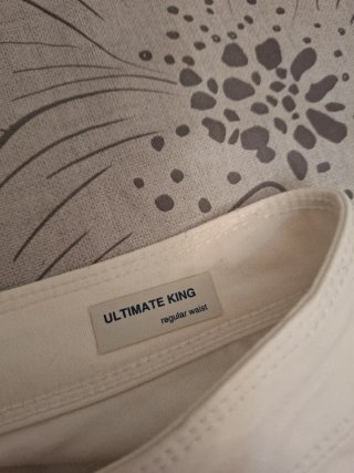 Pantalones blancos