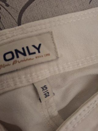 Pantalones blancos