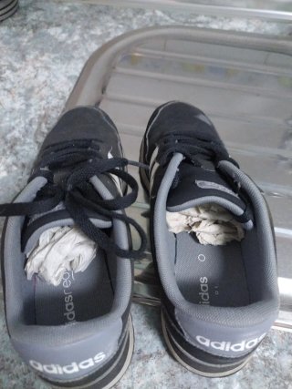 Zapatillas Adidas Talla 38 Negras y Blancas