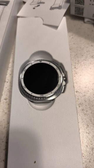 Samsung Galaxy Watch 8 Classic Argento/Bianco