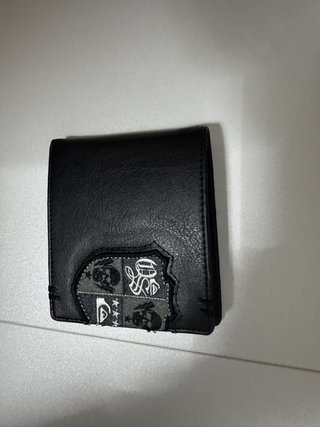 Cartera Quiksilver Negra con Caja Metálica