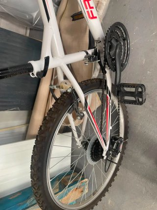 Bicicleta Montaña Freerider Blanca