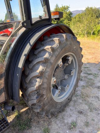 Tractor Massey Ferguson 374S