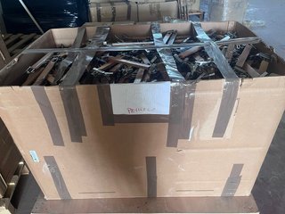 Cajas 1500 Perchas Madera Pinza