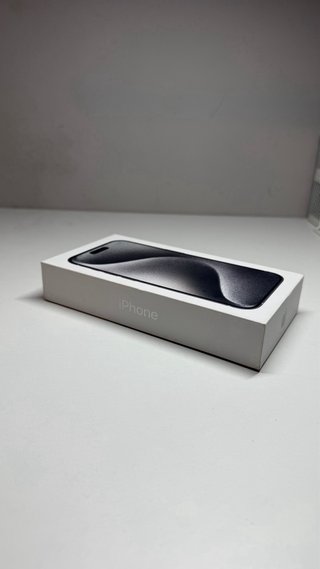 iPhone 15 Pro 128GB Titanio Blanco