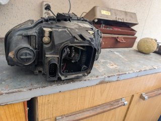 Faro Izquierdo Audi A3 8P Xenón
