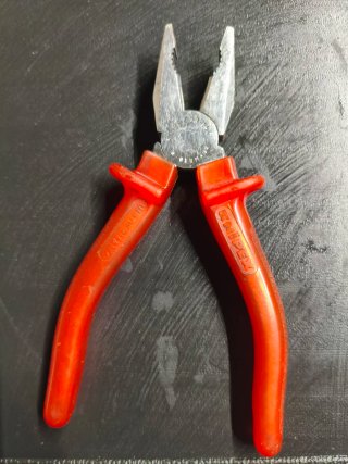 Alicate Universal Vintage KNIPEX 03-160