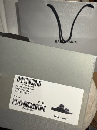 Sandalias Balenciaga Sunday de piel