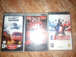 PSP con 2 juegos y película Resident Evil