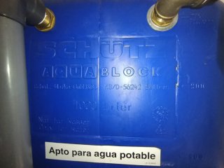 Depósito agua potable SCHÜTZ 1000 + Bomba